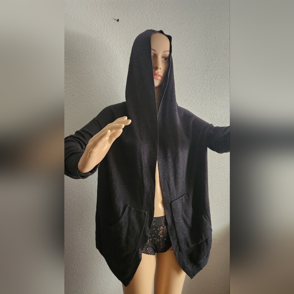 Cardigan‎